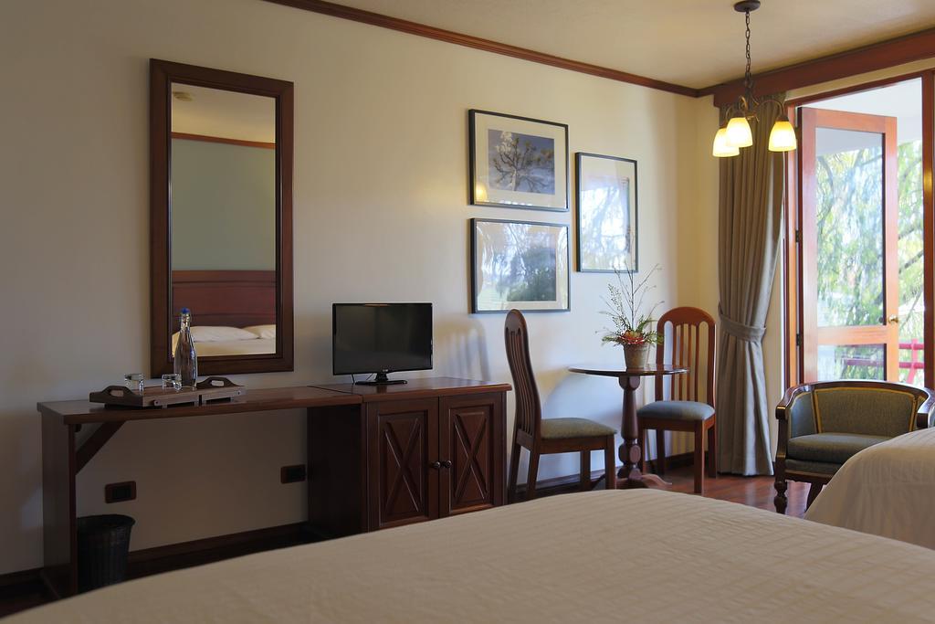 Hotel Residencia Del Sol Guatemala City Exterior photo