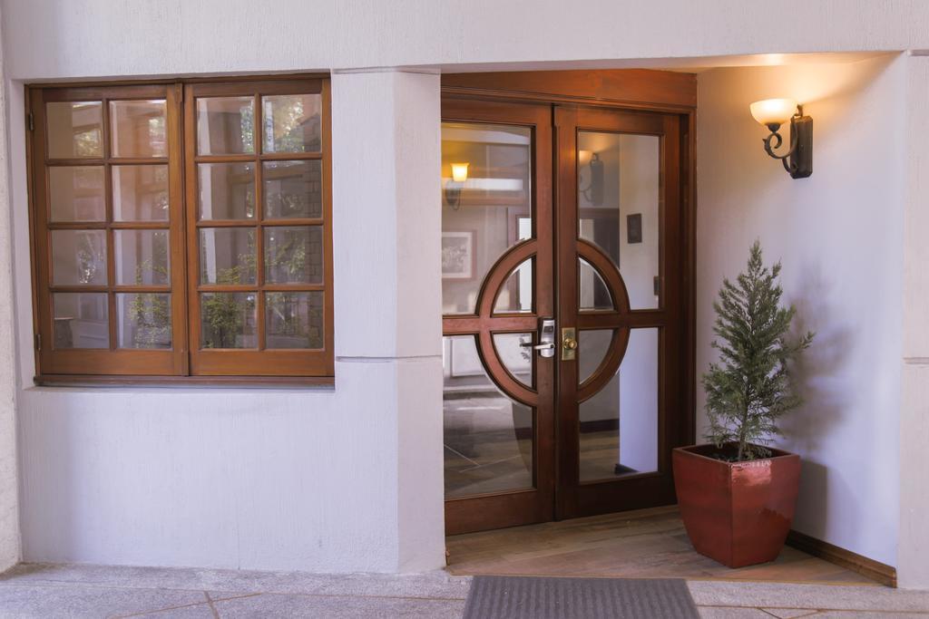 Hotel Residencia Del Sol Guatemala City Exterior photo
