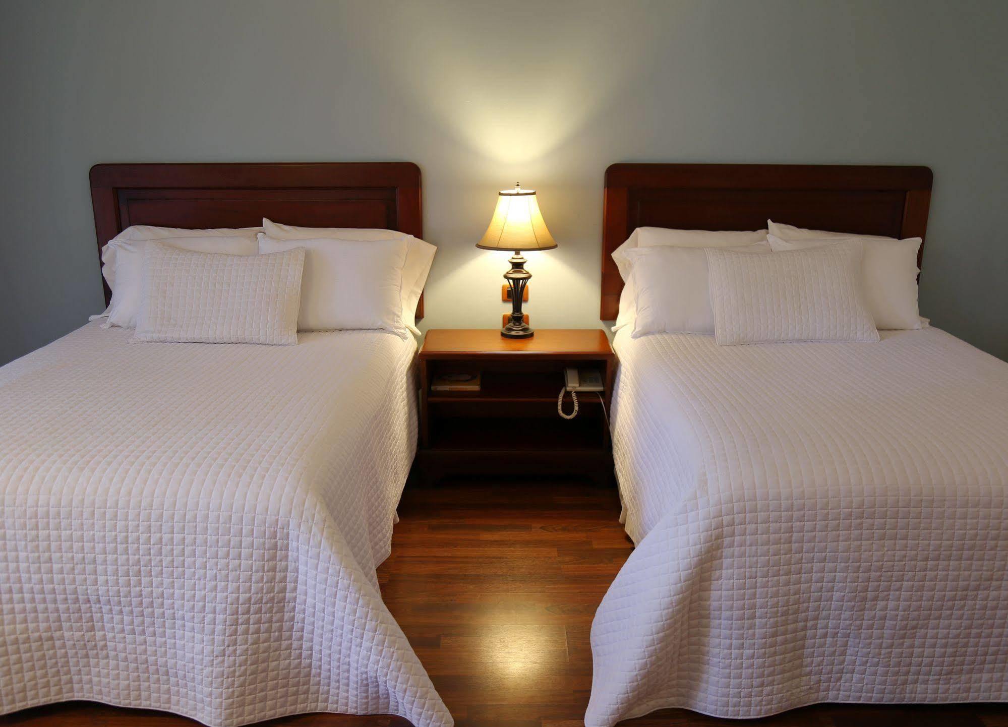 Hotel Residencia Del Sol Guatemala City Exterior photo